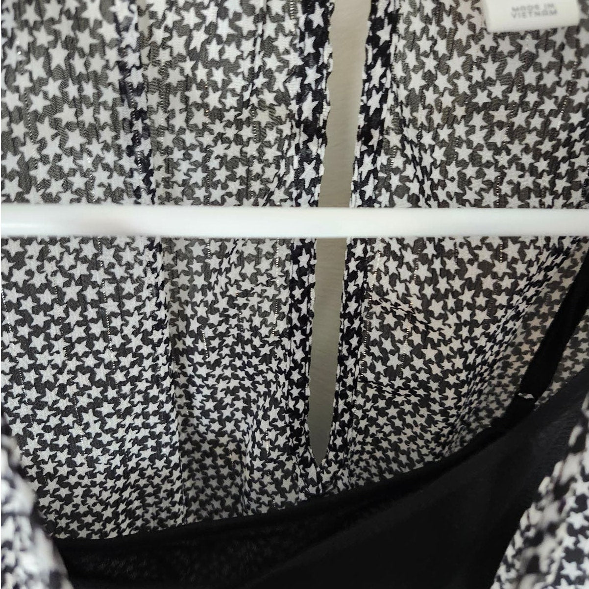 Old Navy Blouse Plus Size XXL Black & White Star Chiffon Long Sleeve