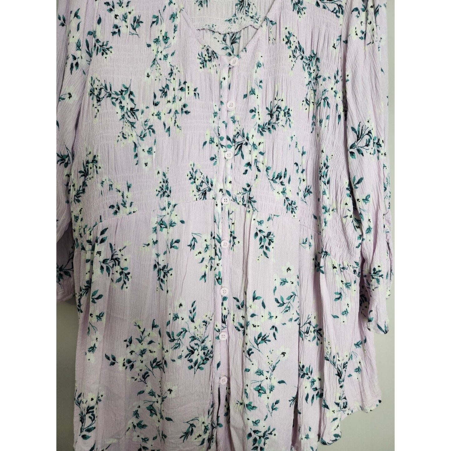 Torrid Blouse Plus Size 3X Crinkle Gauze Light Lavender Floral Button Front