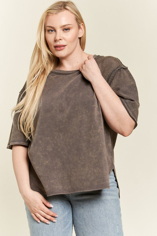 MINERAL WASHED SHORT SLEEVE FISHNET TOP