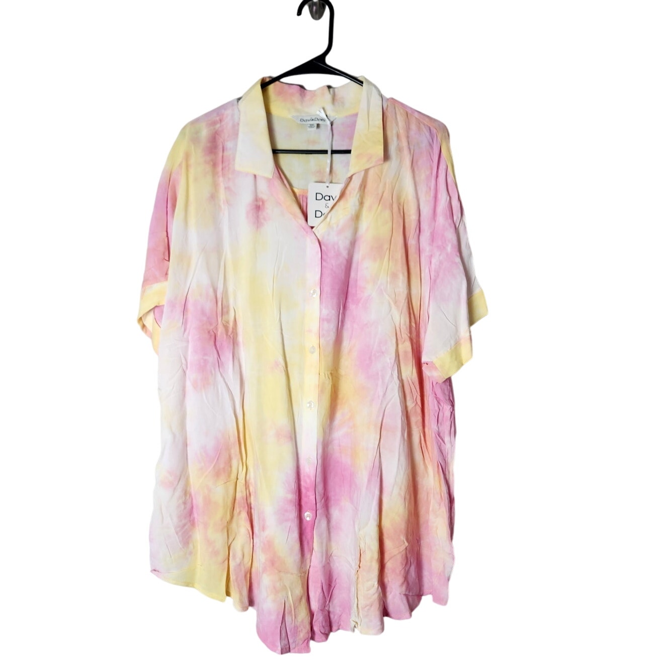 David & Dani Blouse Plus Size 3XL Pink Yellow Tie Dye Short Sleeve Button Up