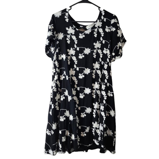 A Beautiful Soul Mini Dress Plus Size 2X Black White Floral Embroidered