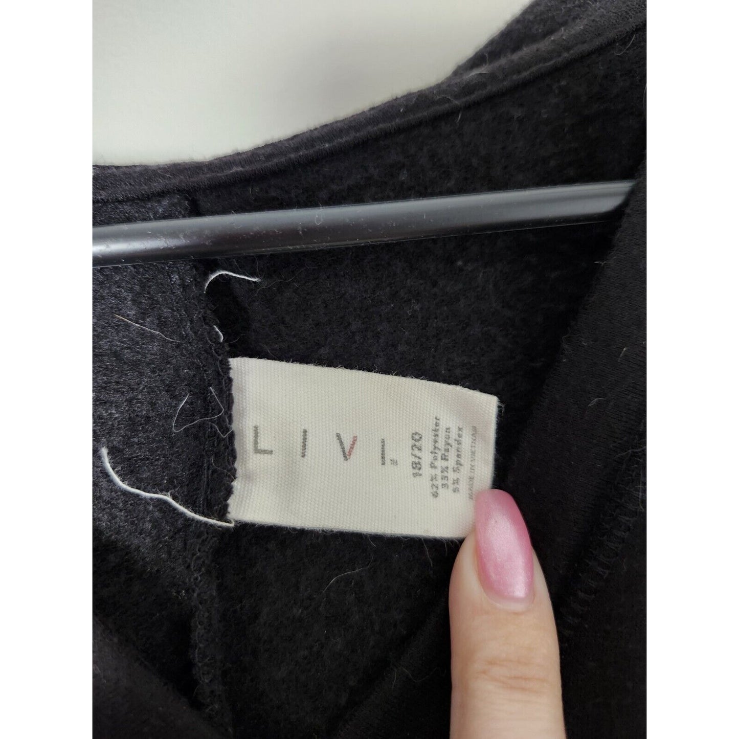 Lane Bryant LIVI Active Hoodie Sweater Plus Size 2X Black Pullover