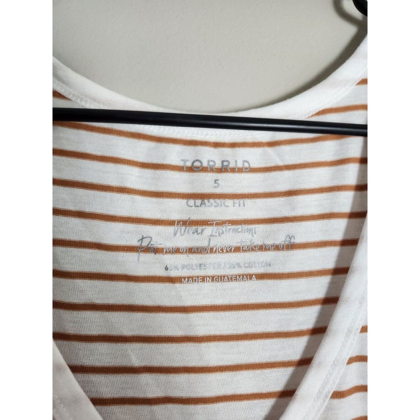 Torrid T-Shirt Plus Size 5X White Orange Striped Classic Fit V-Neck Tee