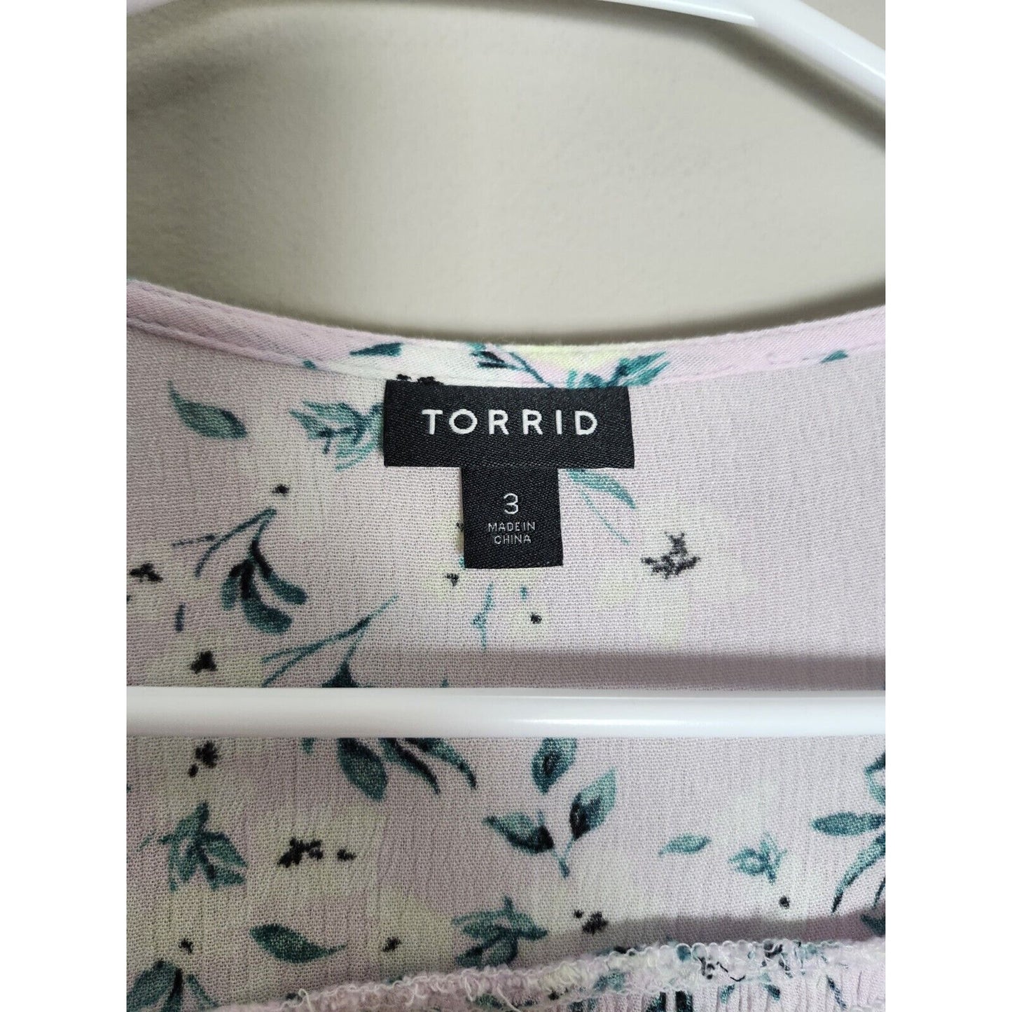 Torrid Blouse Plus Size 3X Crinkle Gauze Light Lavender Floral Button Front