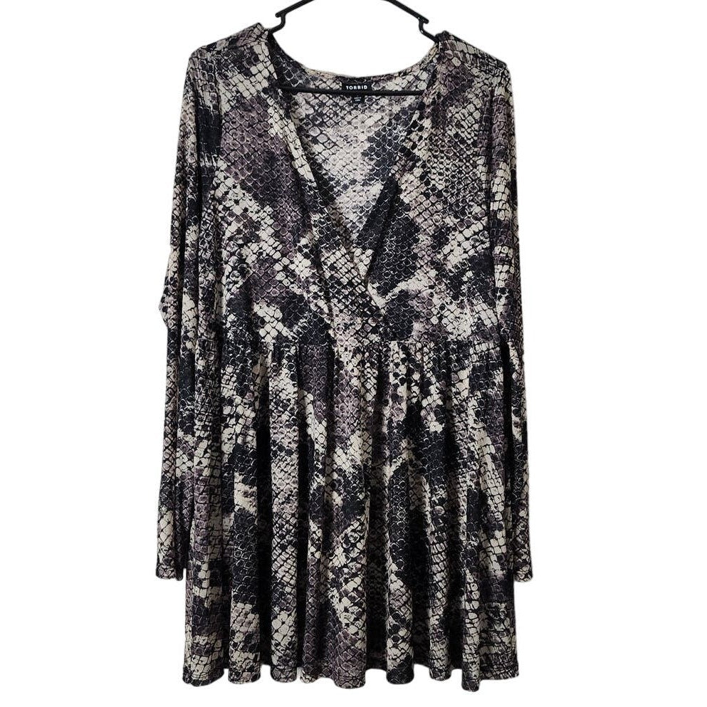 Torrid Babydoll Blouse Plus Size 1X Mesh Snake Print Gray Long Sleeve