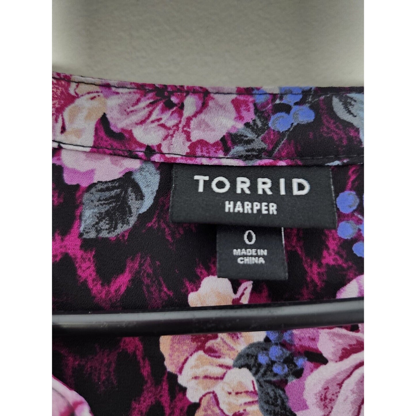 Torrid Harper Blouse Plus Size 0X Floral Animal Print Pocket V-Neck Purple