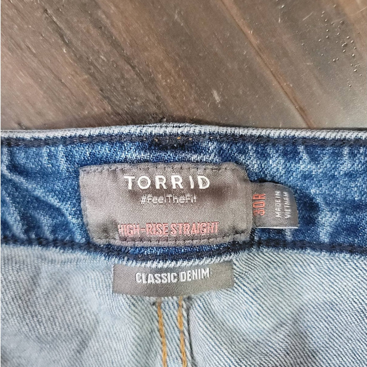 Torrid High Rise Straight Jeans Plus Size 30 Distressed Classic Blue Denim