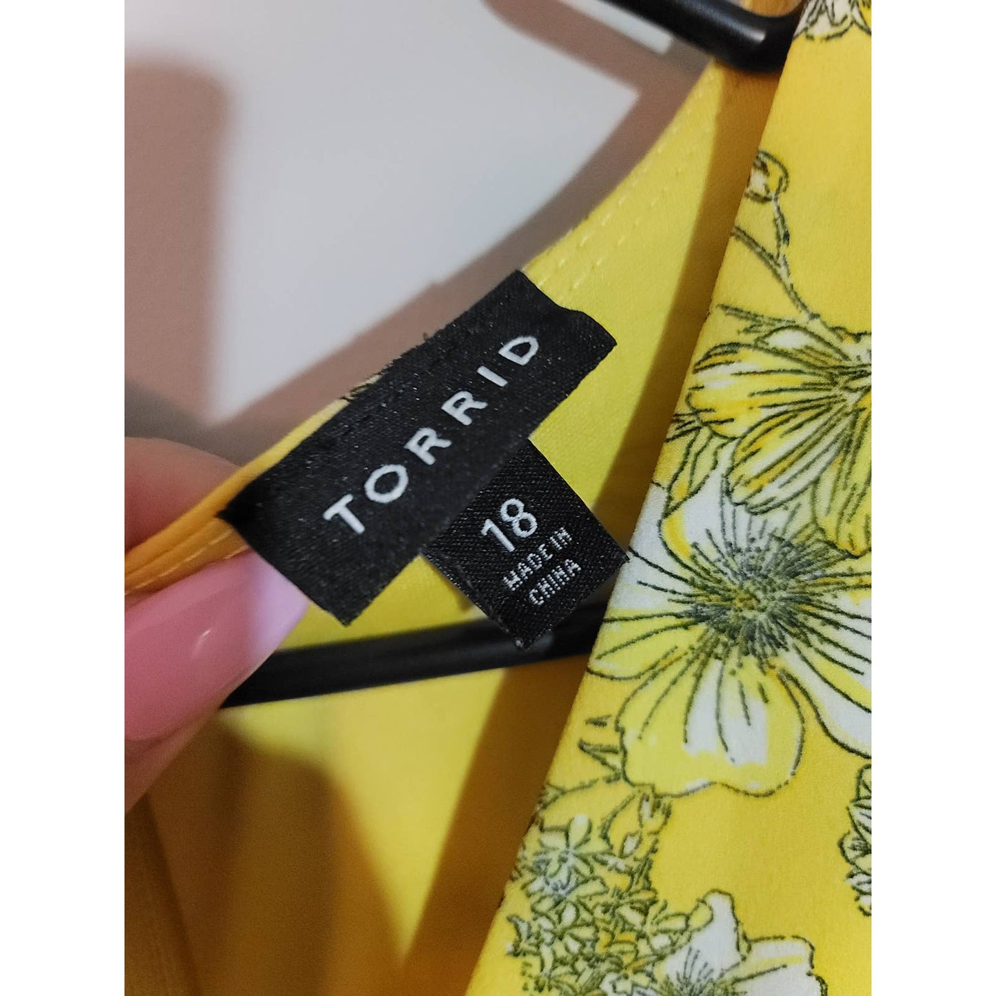 Torrid Faux Wrap Dress Yellow Floral Short Sleeve Surplice Neck Plus Size 18