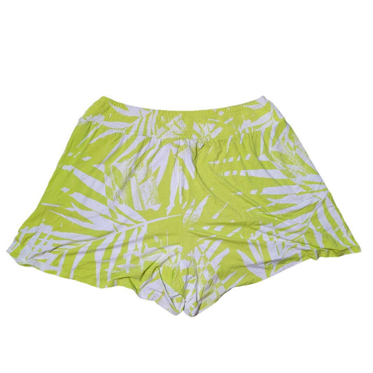 Torrid Plus Size 2/2X Shorts Soft Stretch Green White Hawaiian Print